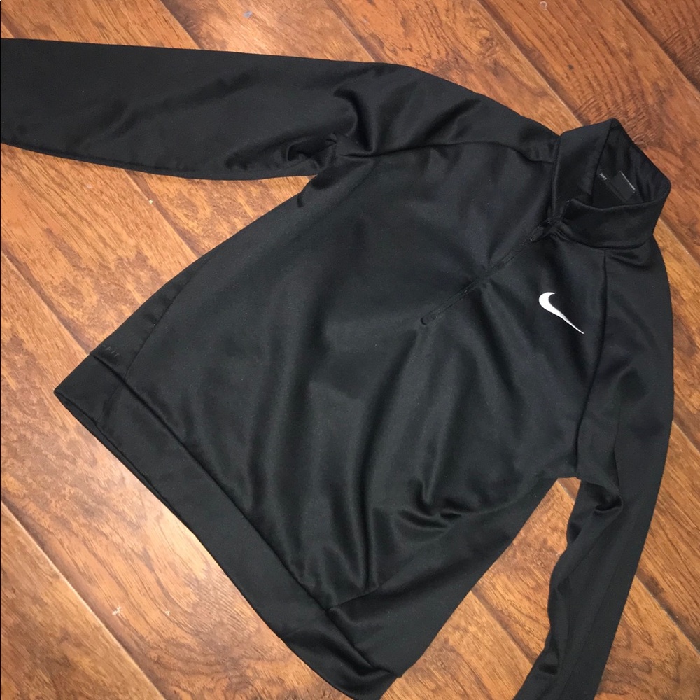 NIKE DRI-FIT SWEATSHIRT